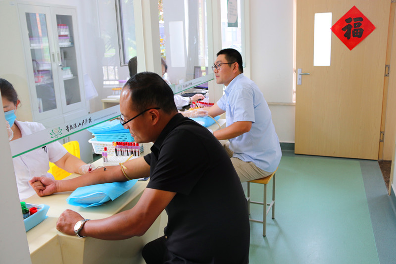 关爱员工健康 拓展幸福空间——中建联合工会组织2019年度员工健康体检(图2)